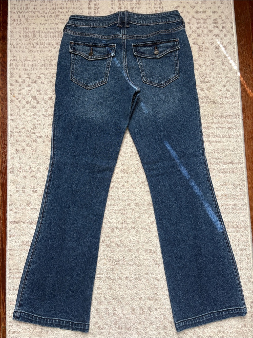 Hollister Low-Rise Women's Flared Jeans